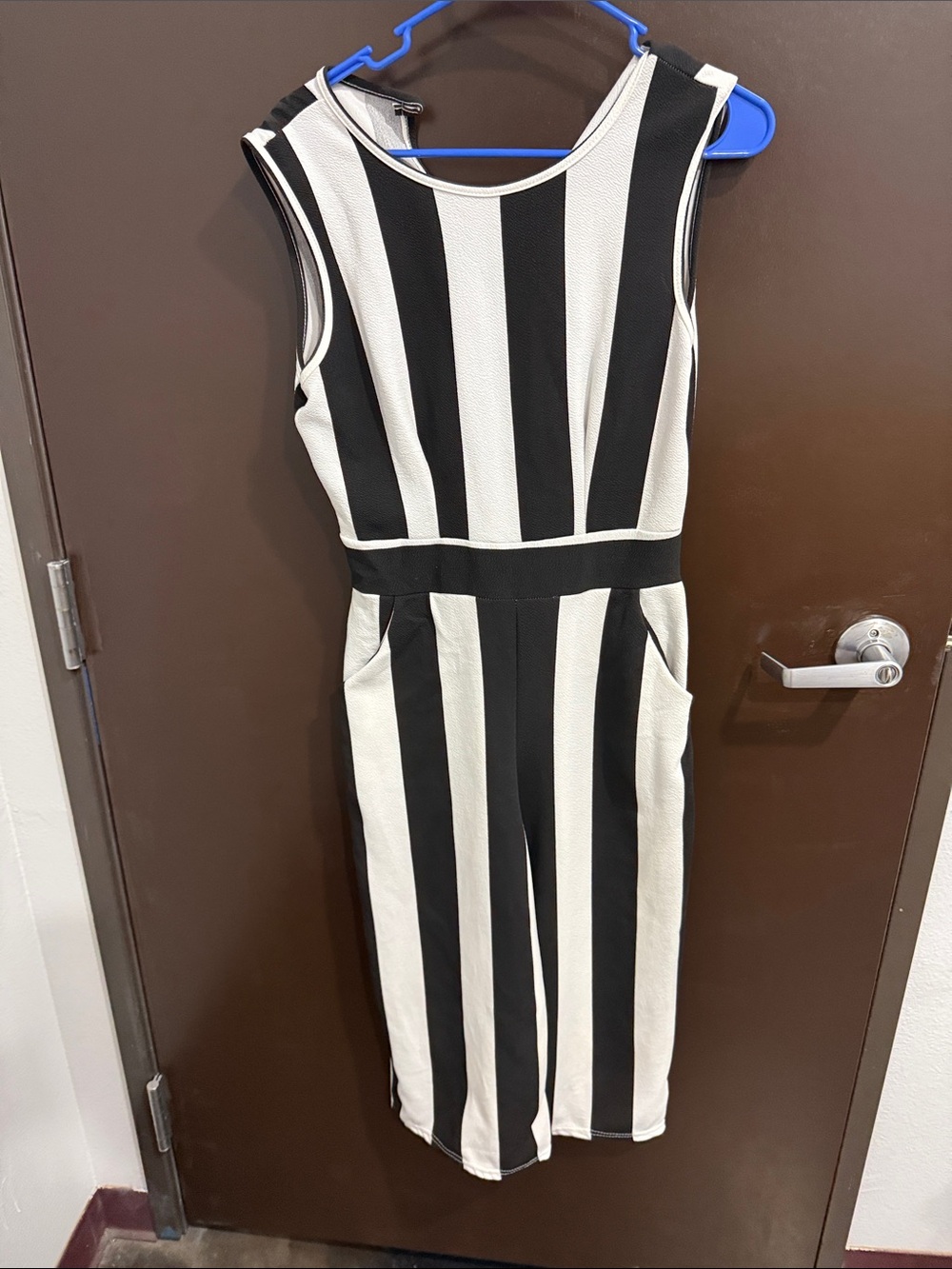 Sleeveless Black and White Vertical Stripe jumper